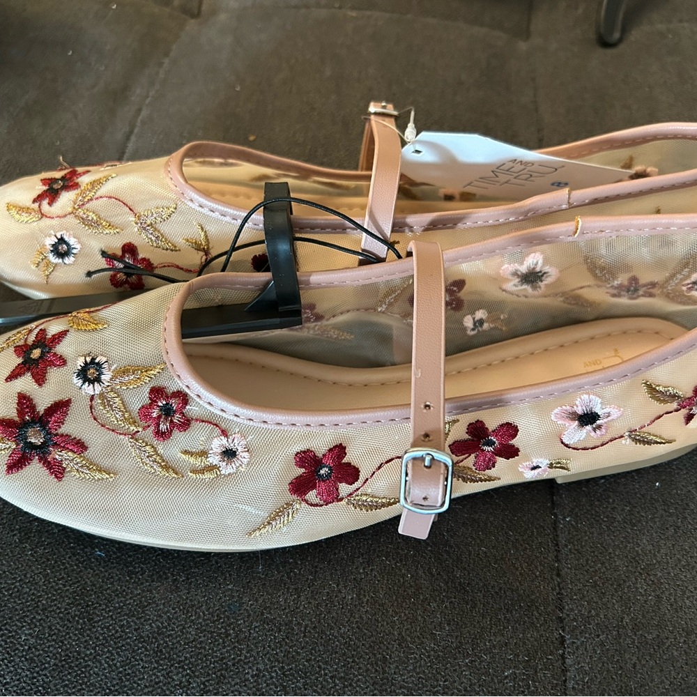 Time and Tru Women's Floral Embroidered Flats - Cream and Red - Picture 2 of 7